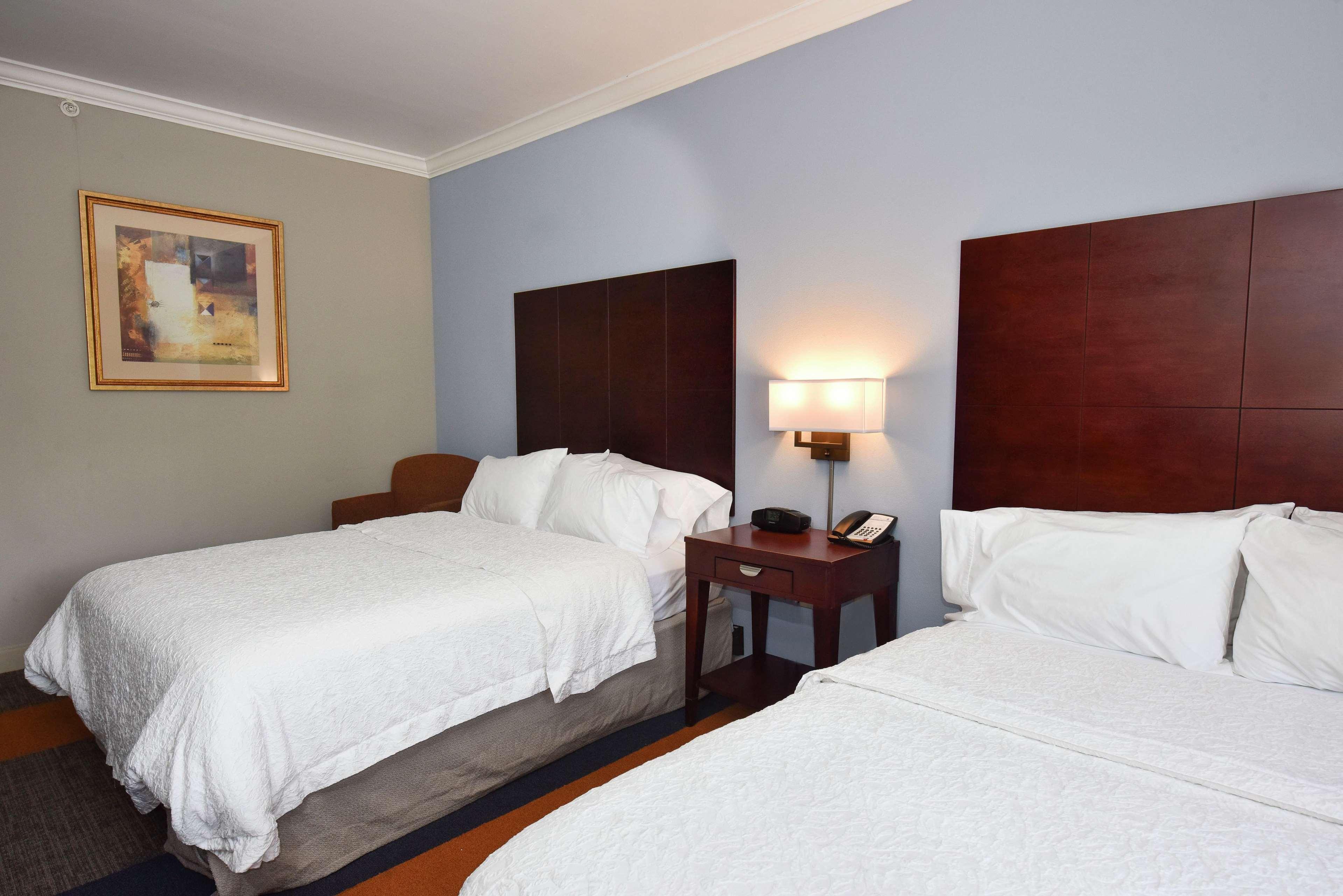 Hampton Alexander Hotel 3*